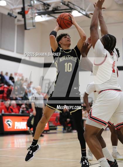 Thumbnail 3 in Noblesville @ Park Tudor photogallery.