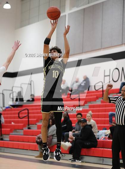 Thumbnail 3 in Noblesville @ Park Tudor photogallery.