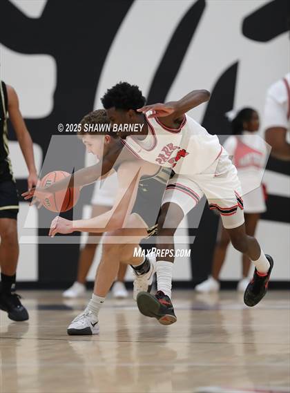 Thumbnail 2 in Noblesville @ Park Tudor photogallery.