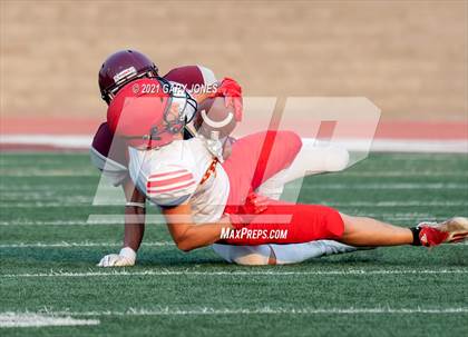 Thumbnail 3 in Chico vs. Whitney photogallery.
