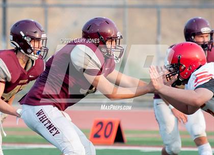 Thumbnail 2 in Chico vs. Whitney photogallery.