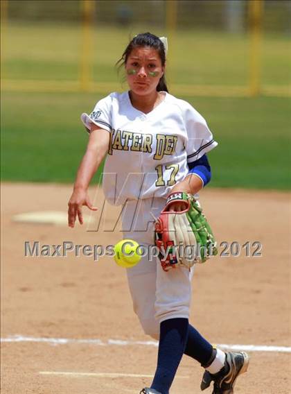 Thumbnail 2 in Madison vs. Mater Dei (CIF SDS D4 Final) photogallery.