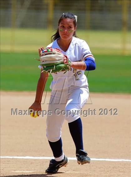 Thumbnail 2 in Madison vs. Mater Dei (CIF SDS D4 Final) photogallery.