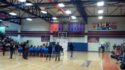 Thumbnail 1 in Madison Central TOC Ceremony photogallery.