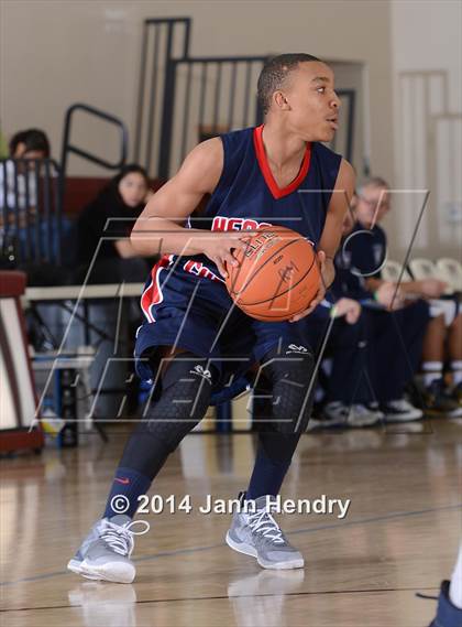 Thumbnail 3 in Villanova Prep vs. Hesperia Christian (MaxPreps Holiday Classic) photogallery.