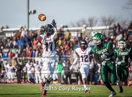 Thumbnail 3 in Wilson vs. Woodson (DCIAA Final) photogallery.