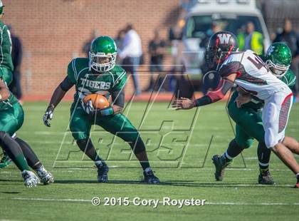 Thumbnail 2 in Wilson vs. Woodson (DCIAA Final) photogallery.