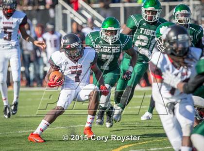 Thumbnail 2 in Wilson vs. Woodson (DCIAA Final) photogallery.