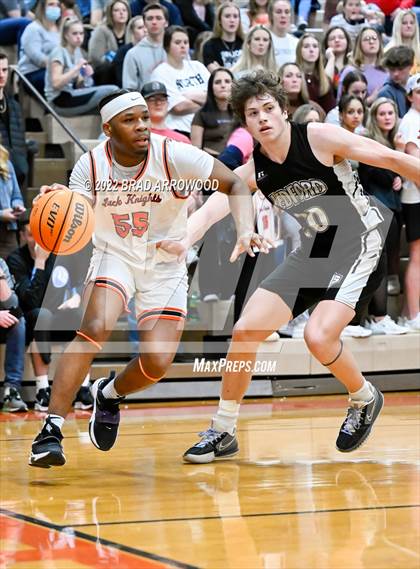 Thumbnail 2 in Ledford @ North Davidson photogallery.
