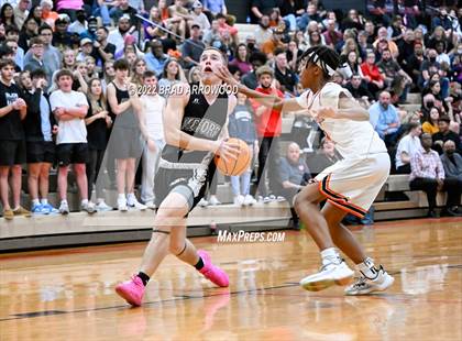Thumbnail 2 in Ledford @ North Davidson photogallery.