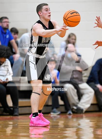 Thumbnail 2 in Ledford @ North Davidson photogallery.