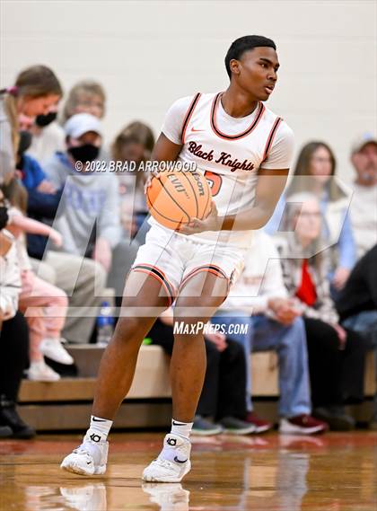 Thumbnail 2 in Ledford @ North Davidson photogallery.