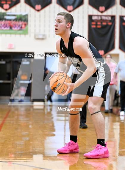 Thumbnail 2 in Ledford @ North Davidson photogallery.