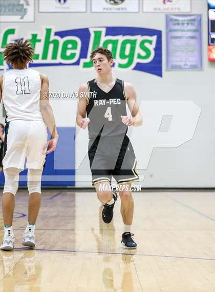 Thumbnail 3 in Raymore-Peculiar vs. Staley (MSHSAA Class 5 Quarterfinal) photogallery.