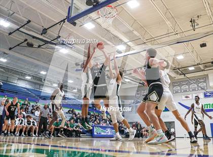 Thumbnail 3 in Raymore-Peculiar vs. Staley (MSHSAA Class 5 Quarterfinal) photogallery.