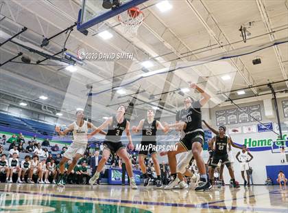 Thumbnail 2 in Raymore-Peculiar vs. Staley (MSHSAA Class 5 Quarterfinal) photogallery.
