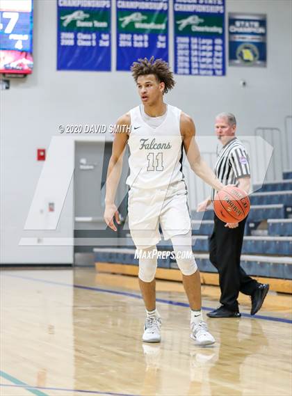 Thumbnail 2 in Raymore-Peculiar vs. Staley (MSHSAA Class 5 Quarterfinal) photogallery.