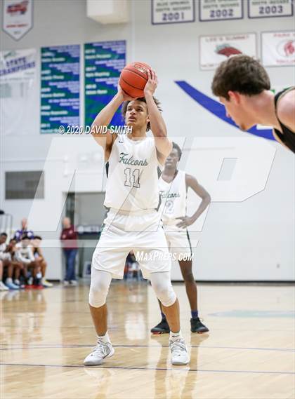 Thumbnail 1 in Raymore-Peculiar vs. Staley (MSHSAA Class 5 Quarterfinal) photogallery.