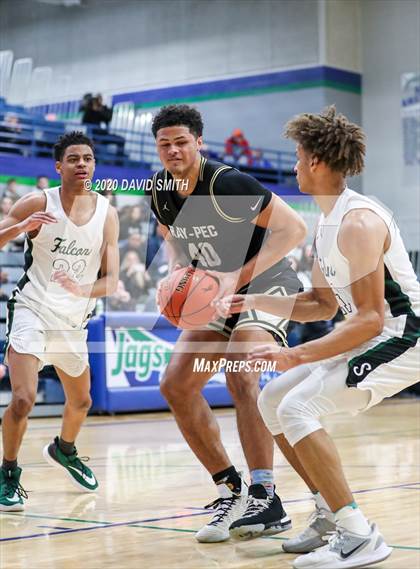 Thumbnail 1 in Raymore-Peculiar vs. Staley (MSHSAA Class 5 Quarterfinal) photogallery.