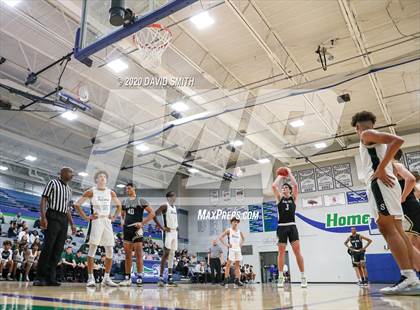 Thumbnail 1 in Raymore-Peculiar vs. Staley (MSHSAA Class 5 Quarterfinal) photogallery.