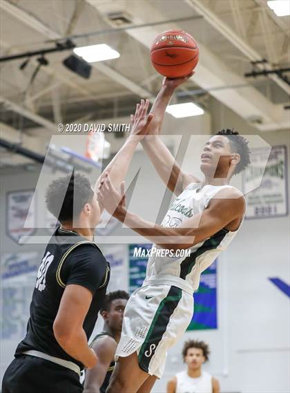 Thumbnail 2 in Raymore-Peculiar vs. Staley (MSHSAA Class 5 Quarterfinal) photogallery.