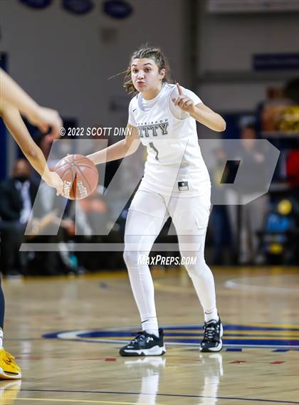 Thumbnail 3 in Pinewood vs Archbishop Mitty (Open Division Finals) photogallery.