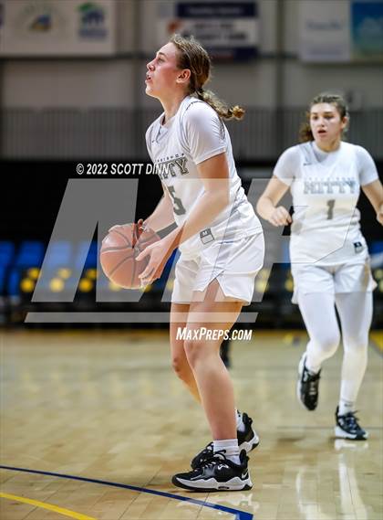 Thumbnail 3 in Pinewood vs Archbishop Mitty (Open Division Finals) photogallery.