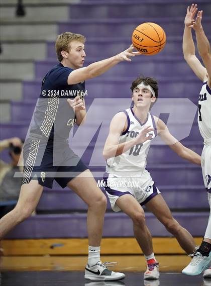 Thumbnail 3 in Snow Canyon vs. Tooele (Riverton Holiday Tournament) photogallery.