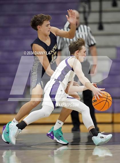 Thumbnail 3 in Snow Canyon vs. Tooele (Riverton Holiday Tournament) photogallery.