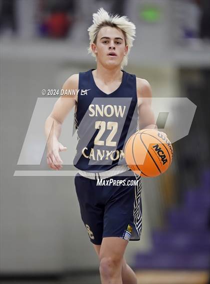 Thumbnail 1 in Snow Canyon vs. Tooele (Riverton Holiday Tournament) photogallery.