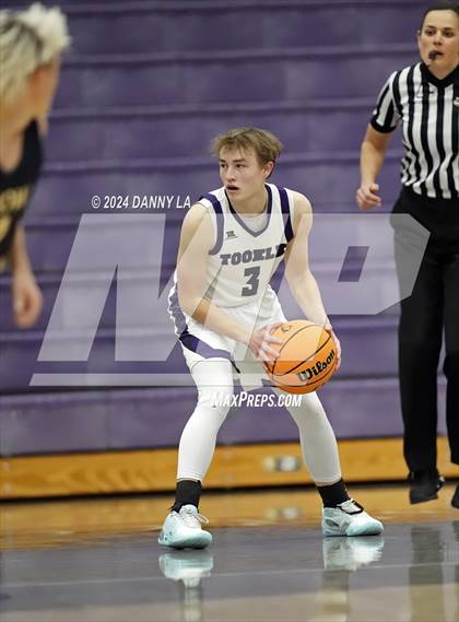 Thumbnail 2 in Snow Canyon vs. Tooele (Riverton Holiday Tournament) photogallery.
