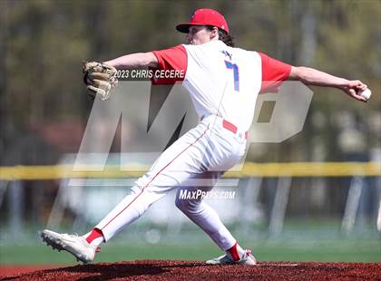 Thumbnail 2 in Liverpool vs. Fairport photogallery.