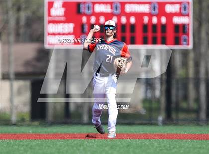 Thumbnail 1 in Liverpool vs. Fairport photogallery.
