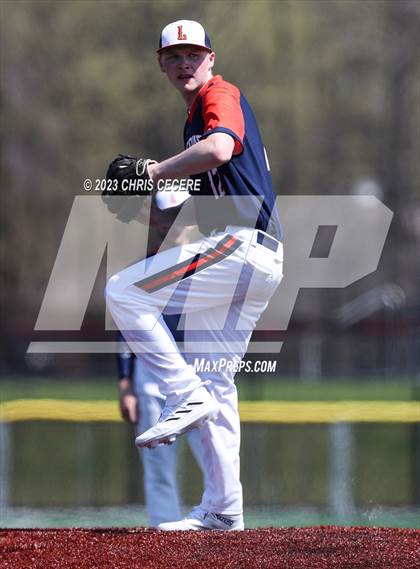 Thumbnail 2 in Liverpool vs. Fairport photogallery.