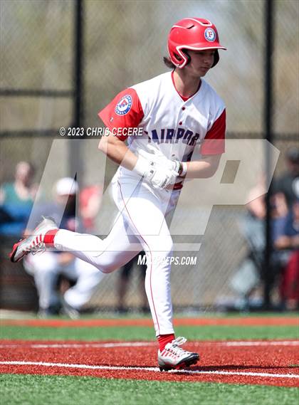 Thumbnail 2 in Liverpool vs. Fairport photogallery.