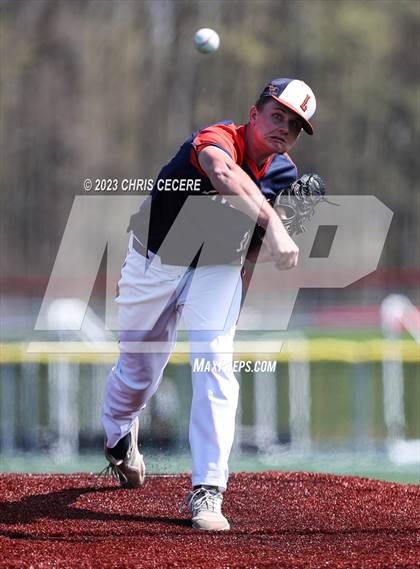 Thumbnail 2 in Liverpool vs. Fairport photogallery.