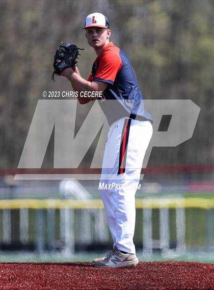 Thumbnail 3 in Liverpool vs. Fairport photogallery.