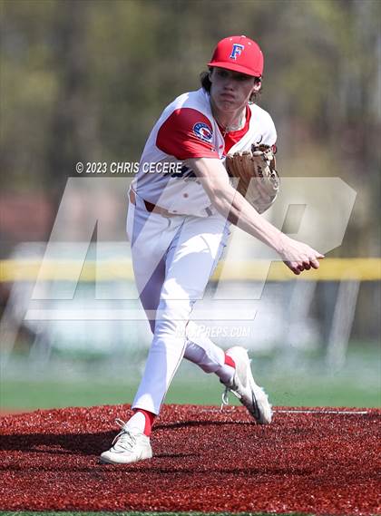 Thumbnail 2 in Liverpool vs. Fairport photogallery.