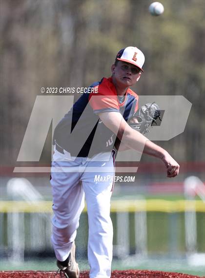Thumbnail 2 in Liverpool vs. Fairport photogallery.