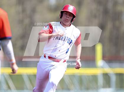Thumbnail 1 in Liverpool vs. Fairport photogallery.