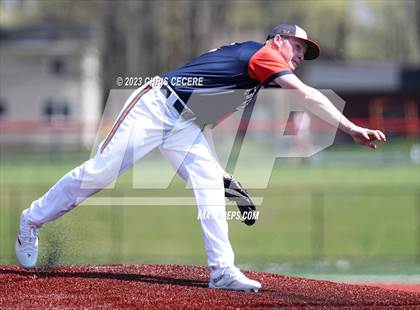 Thumbnail 3 in Liverpool vs. Fairport photogallery.