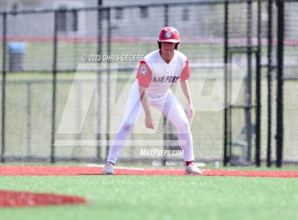 Thumbnail 2 in Liverpool vs. Fairport photogallery.