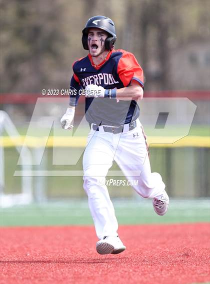 Thumbnail 3 in Liverpool vs. Fairport photogallery.