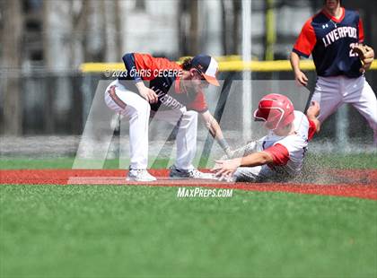 Thumbnail 3 in Liverpool vs. Fairport photogallery.