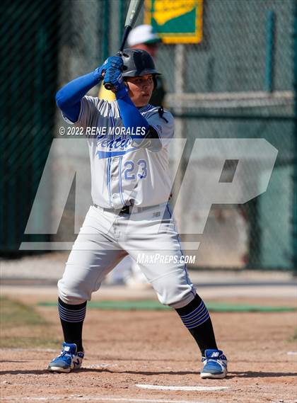 Thumbnail 1 in Century vs Temple City (CIF SS D5 Round 1 Playoff) photogallery.
