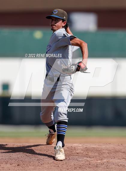 Thumbnail 2 in Century vs Temple City (CIF SS D5 Round 1 Playoff) photogallery.