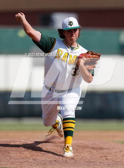 Thumbnail 1 in Century vs Temple City (CIF SS D5 Round 1 Playoff) photogallery.