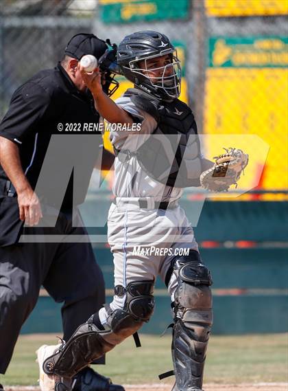 Thumbnail 1 in Century vs Temple City (CIF SS D5 Round 1 Playoff) photogallery.
