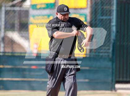 Thumbnail 3 in Century vs Temple City (CIF SS D5 Round 1 Playoff) photogallery.
