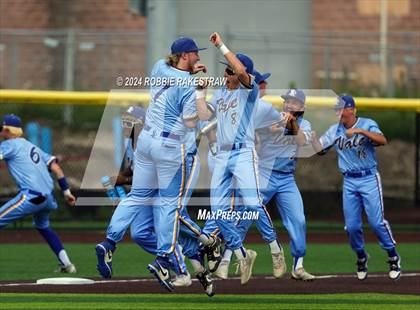 Thumbnail 2 in Sunnyvale vs. Mabank (UIL 4A Bi-District Playoff) photogallery.